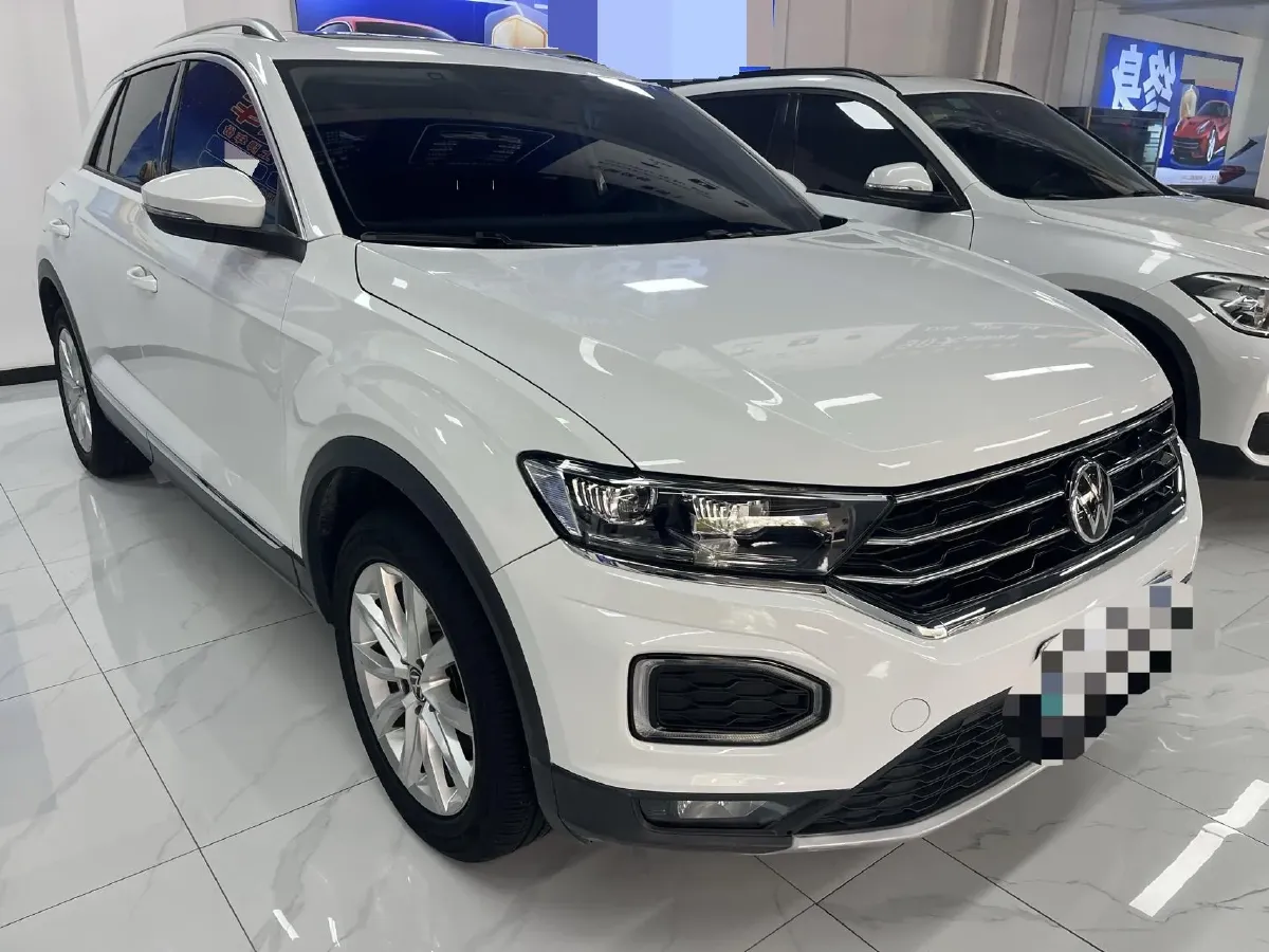 2022 Volkswagen T-Roc 1.4T 150HP L4 7DCT,autocango,china used car exporter,china ev exporter,chinese used car exporter,chinese used ev exporter