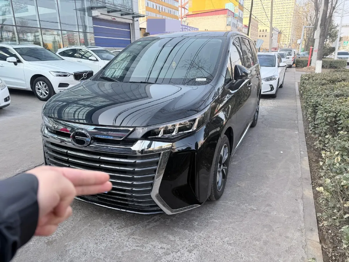 2025 GAC Trumpchi M6 1.5T 177HP L4 7DCT,autocango,china used car exporter,china ev exporter,chinese used car exporter,chinese used ev exporter