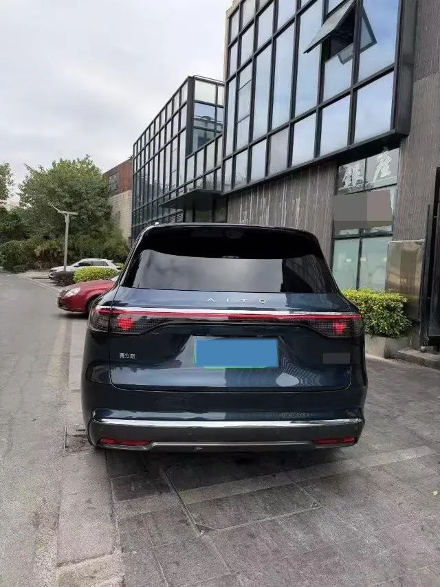 2025 AITO AITO M8 BEV,autocango,china used car exporter,china ev exporter,chinese used car exporter,chinese used ev exporter