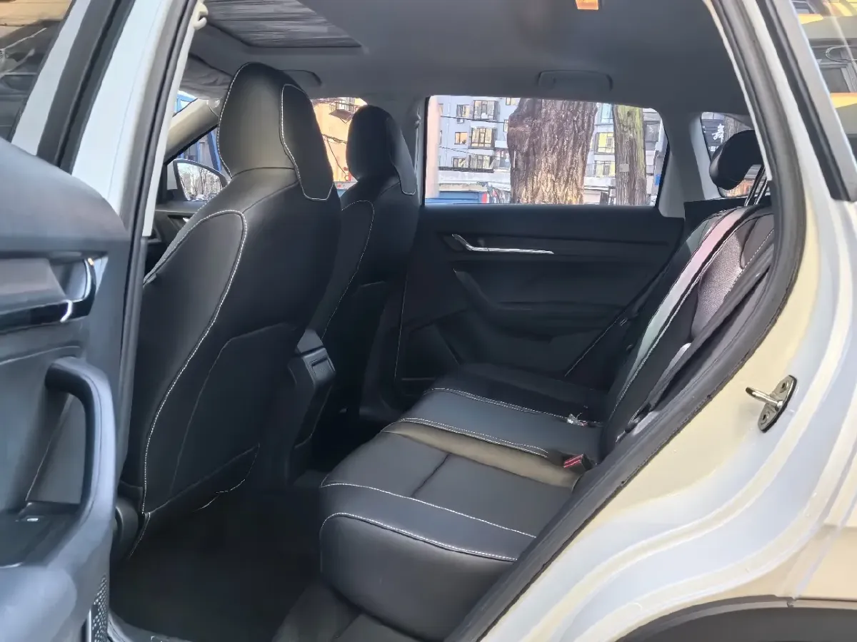 2022 Skoda Kamiq 1.5L 112HP L4 6AT,autocango,china used car exporter,china ev exporter,chinese used car exporter,chinese used ev exporter