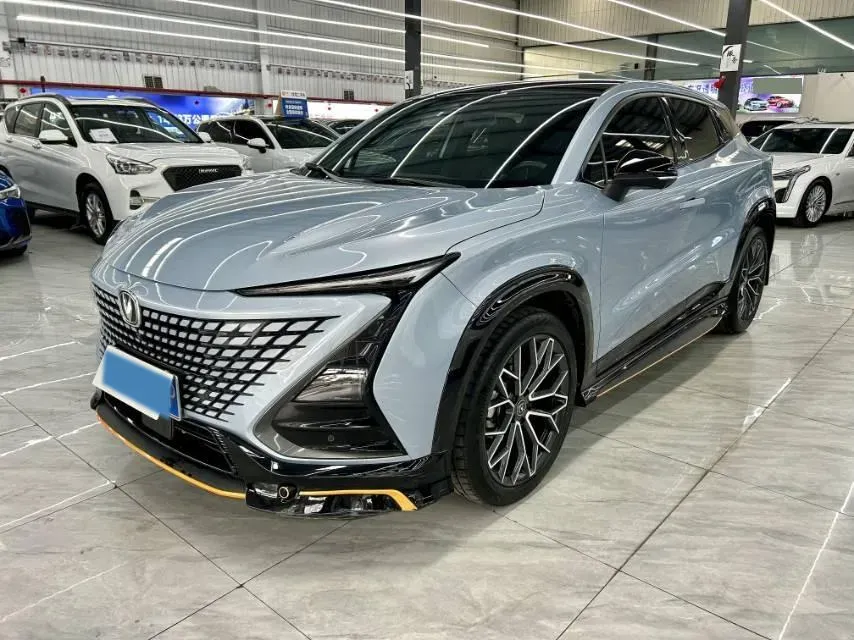 2022 ChangAn UNI-T 1.5T 188HP L4 7DCT,autocango,china used car exporter,china ev exporter,chinese used car exporter,chinese used ev exporter
