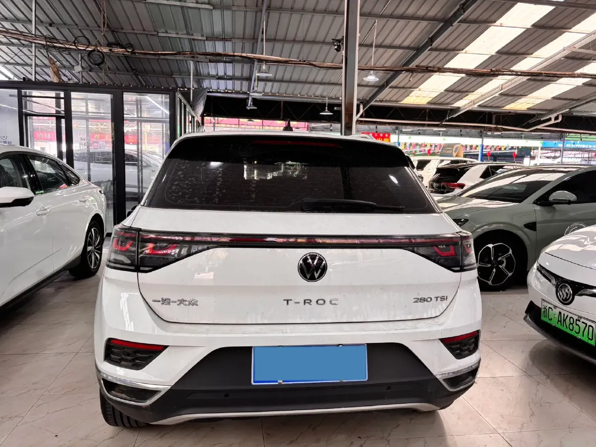 2024 Volkswagen T-Roc 1.4T 150HP L4 7DCT,autocango,china used car exporter,china ev exporter,chinese used car exporter,chinese used ev exporter