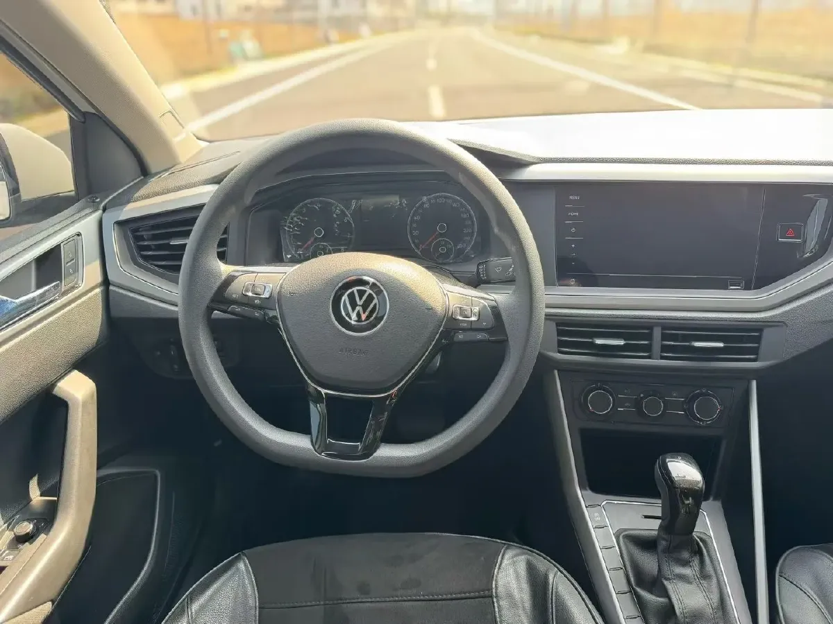 2022 Jetour X70 1.5T 156HP L4 6MT,autocango,china used car exporter,china ev exporter,chinese used car exporter,chinese used ev exporter