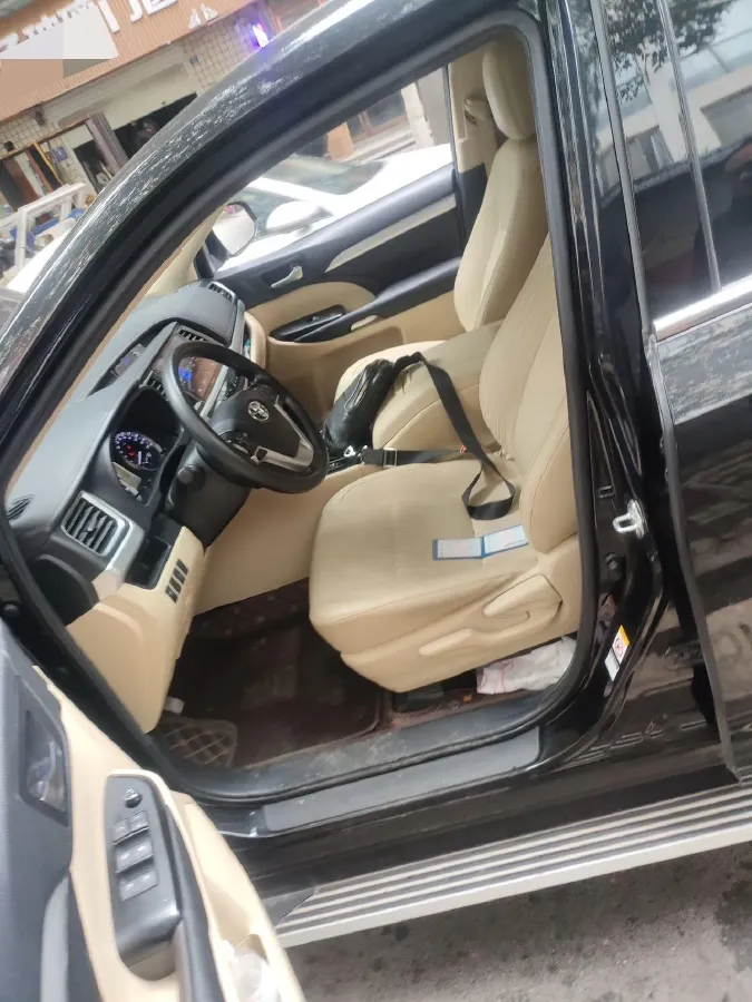 2021 Toyota Highlander 2.0T 220HP L4 6AT,autocango,china used car exporter,china ev exporter,chinese used car exporter,chinese used ev exporter