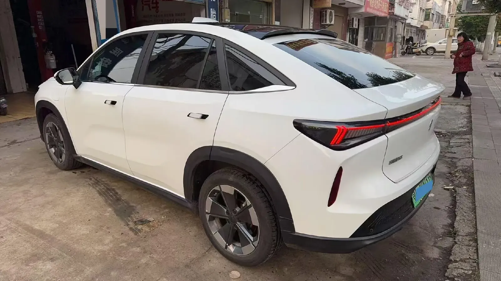 2024 Livan 7 BEV 68.03KWH,autocango,china used car exporter,china ev exporter,chinese used car exporter,chinese used ev exporter