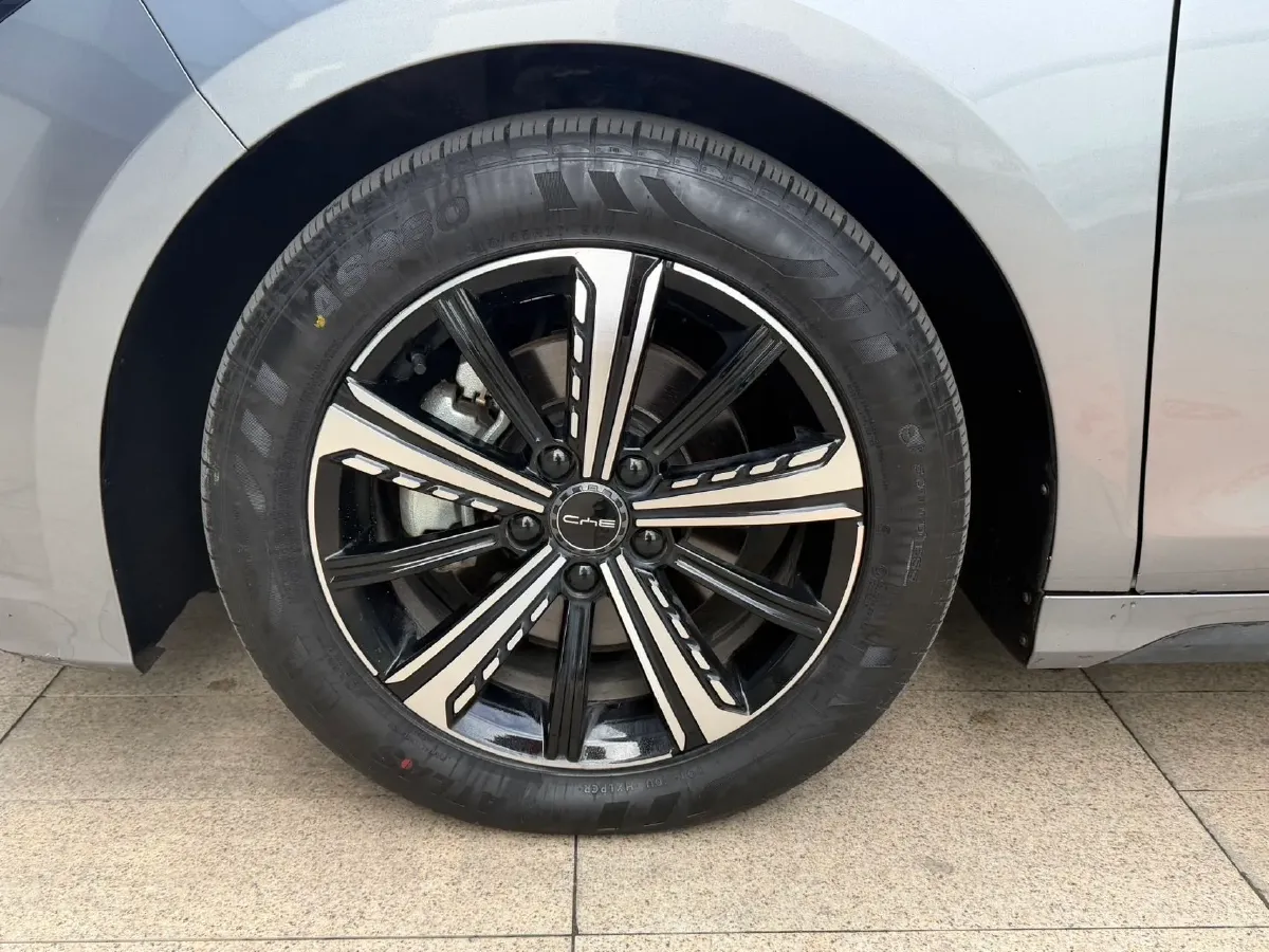 2022 Roewe RX5 MAX 1.5T 181HP L4 6AT,autocango,china used car exporter,china ev exporter,chinese used car exporter,chinese used ev exporter