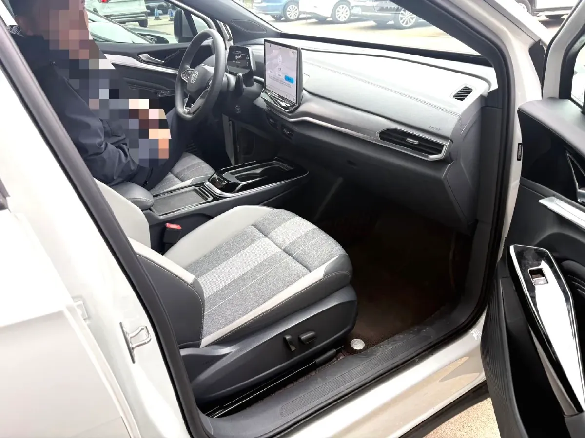 2024 Volkswagen ID.4 Crozz BEV 55.7KWH,autocango,china used car exporter,china ev exporter,chinese used car exporter,chinese used ev exporter