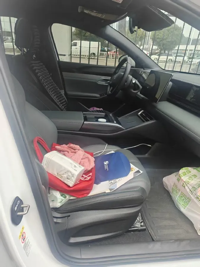 2025 BYD QinL BEV,autocango,china used car exporter,china ev exporter,chinese used car exporter,chinese used ev exporter