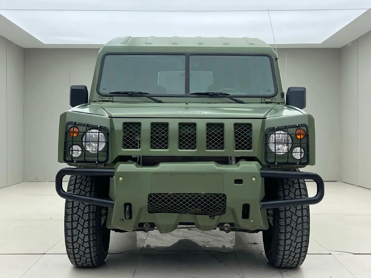 2019 MAXUS XinTu V80 2.5T 136HP L4 6MT,autocango,china used car exporter,china ev exporter,chinese used car exporter,chinese used ev exporter