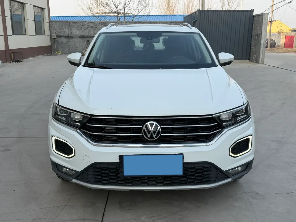 2021 Volkswagen T-Roc 1.4T 150HP L4 7DCT,autocango,china used car exporter,china ev exporter,chinese used car exporter,chinese used ev exporter