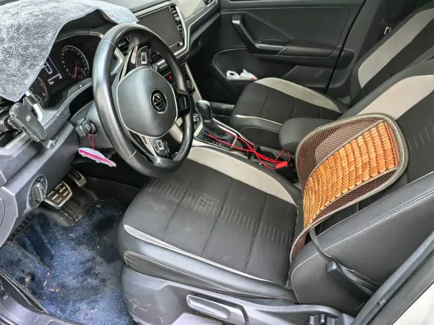 2022 Volkswagen T-Roc 1.4T 150HP L4 7DCT,autocango,china used car exporter,china ev exporter,chinese used car exporter,chinese used ev exporter