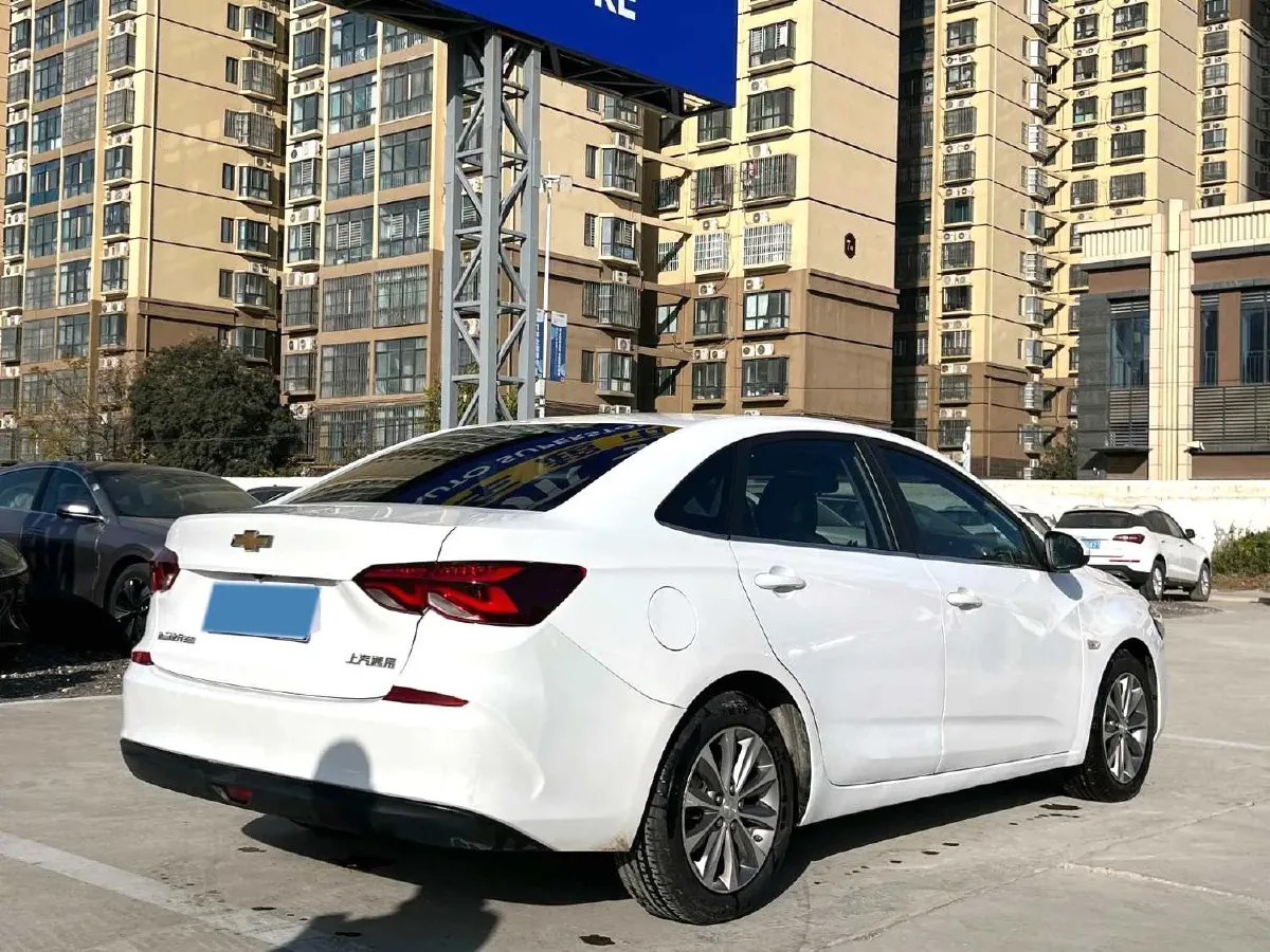 2022 Chevrolet Monza 1.5L 113HP L4 6AT,autocango,china used car exporter,china ev exporter,chinese used car exporter,chinese used ev exporter