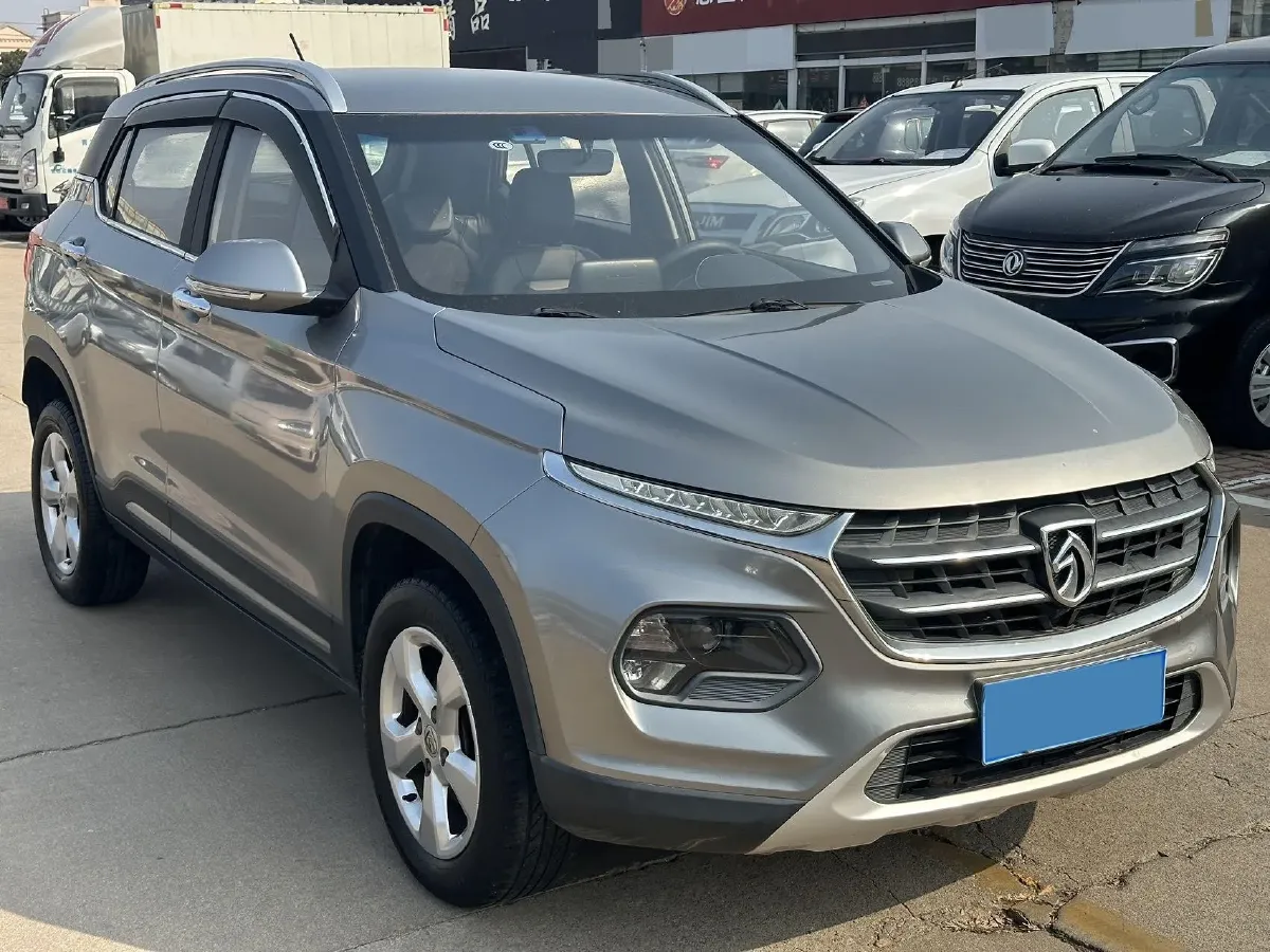 2017 BaoJun 510 1.5L 112HP L4 6MT,autocango,china used car exporter,china ev exporter,chinese used car exporter,chinese used ev exporter