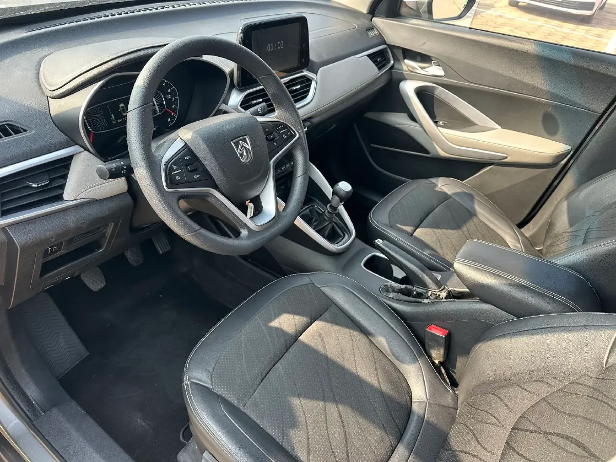 2017 BaoJun 510 1.5L 112HP L4 6MT,autocango,china used car exporter,china ev exporter,chinese used car exporter,chinese used ev exporter