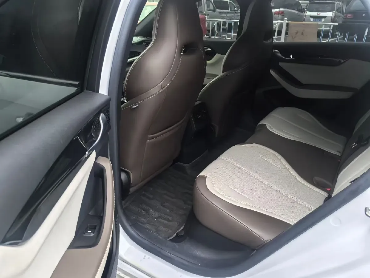 2024 BYD Destroyer 05 1.5L 110HP L4 E-CVT PHEV 8.3KWH,autocango,china used car exporter,china ev exporter,chinese used car exporter,chinese used ev exporter