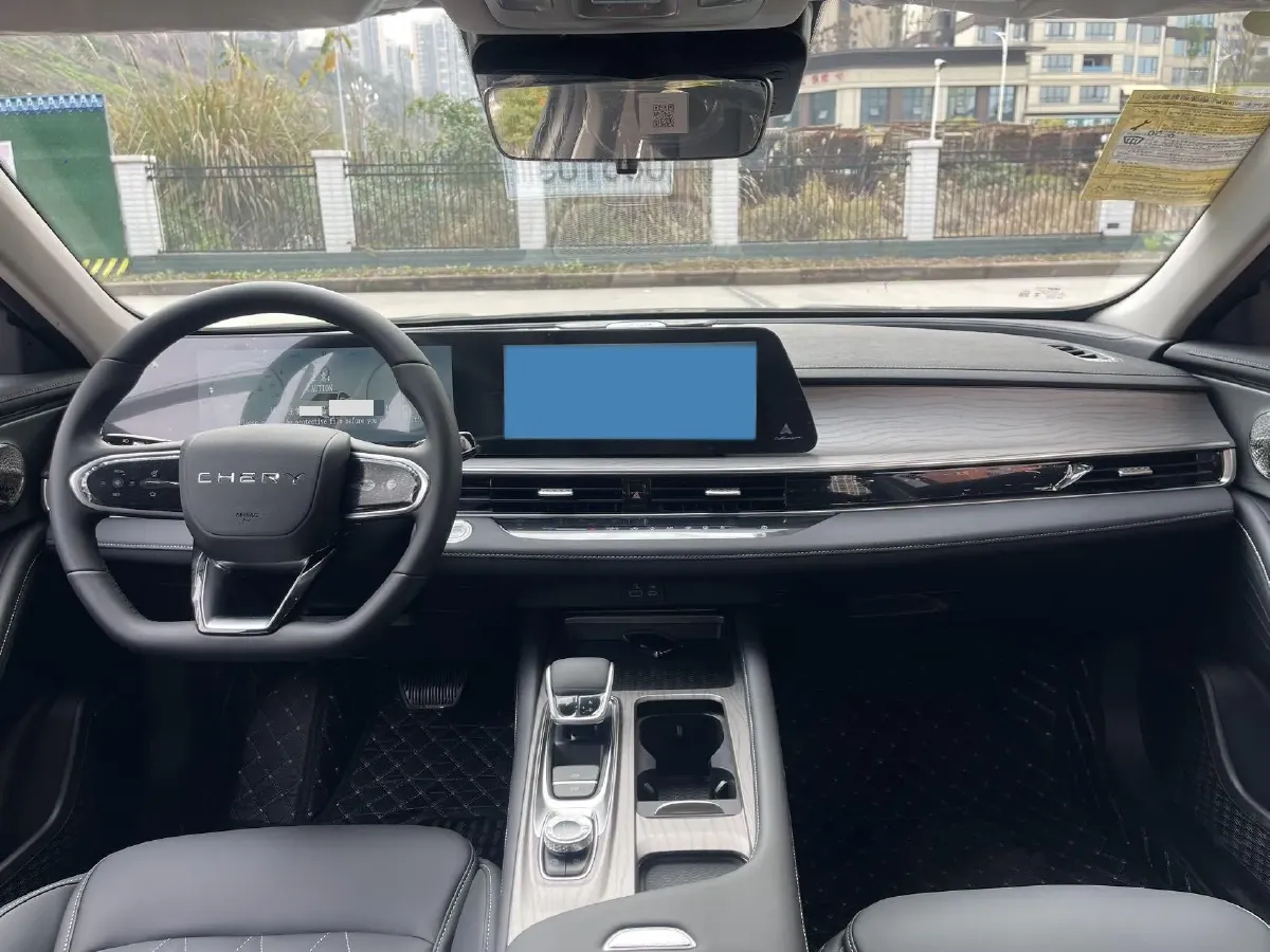 2025 Chery Arrizo 8 1.6T 197HP L4 7DCT,autocango,china used car exporter,china ev exporter,chinese used car exporter,chinese used ev exporter