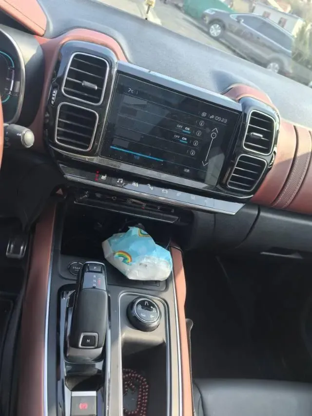 2021 Citroen C5 Aircross 1.8T 211HP L4 8AT,autocango,china used car exporter,china ev exporter,chinese used car exporter,chinese used ev exporter