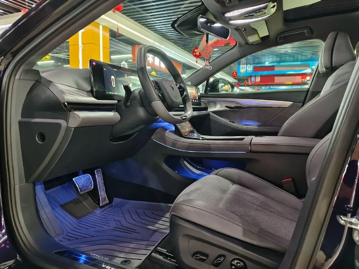 2024 Voyah ZhuiGuang 1.5T 136HP L4 PHEV 43KWH,autocango,china used car exporter,china ev exporter,chinese used car exporter,chinese used ev exporter