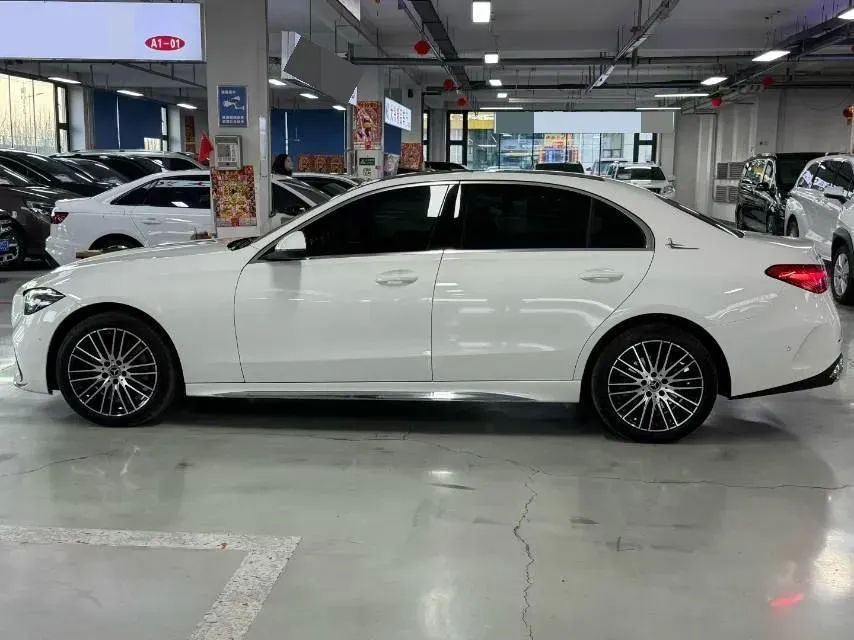 2025 Mercedes-Benz C Class 1.5T 204HP L4 9AT,autocango,china used car exporter,china ev exporter,chinese used car exporter,chinese used ev exporter