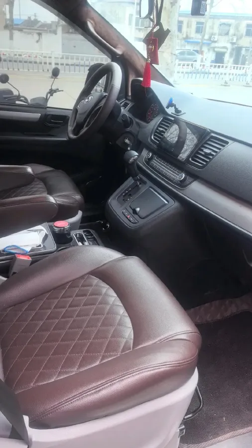 2016 MAXUS G10 2.0T 224HP L4 6AT,autocango,china used car exporter,china ev exporter,chinese used car exporter,chinese used ev exporter