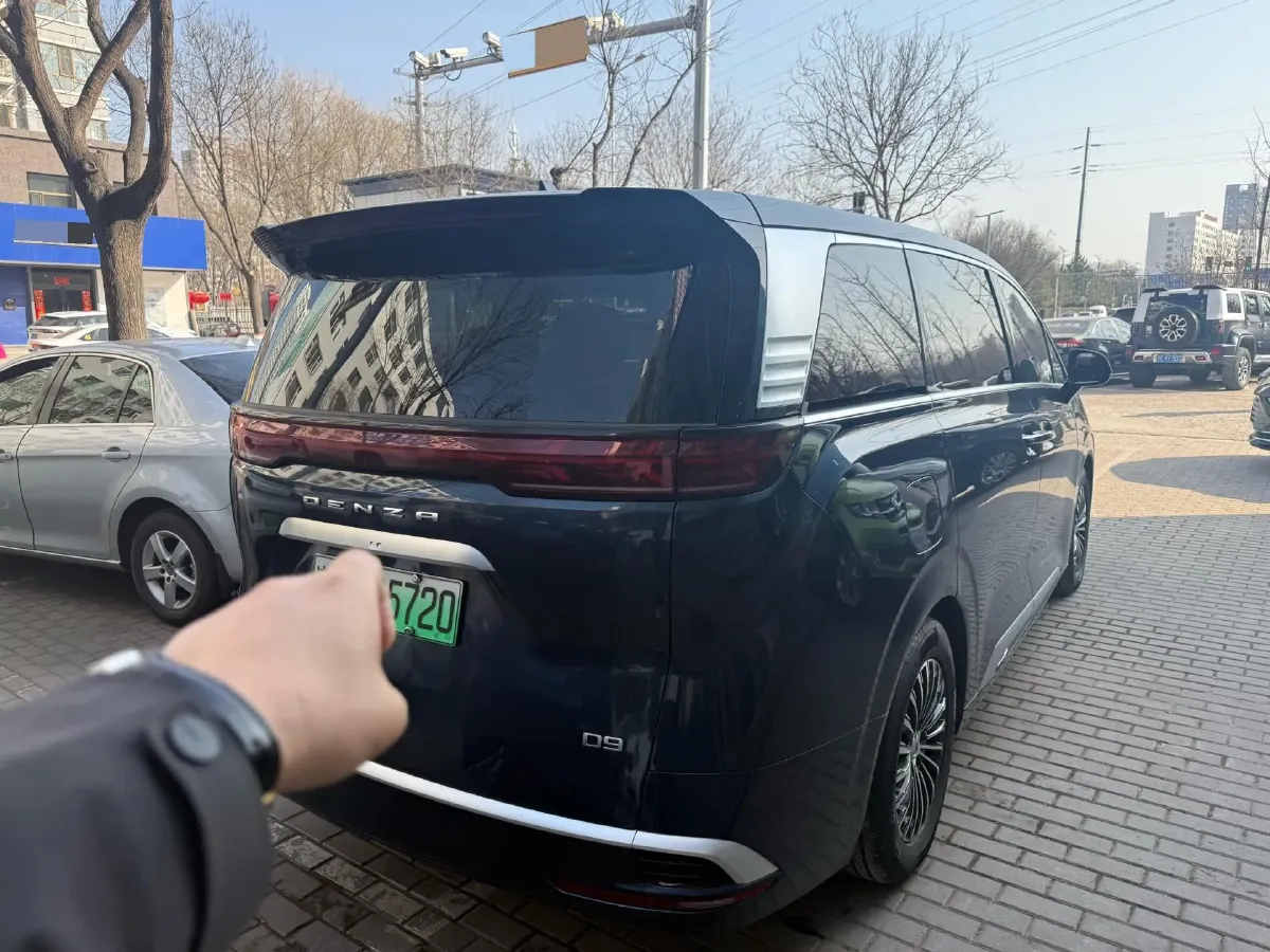 2022 Mercedes-Benz GLC Class 2.0T 197HP L4 9AT,autocango,china used car exporter,china ev exporter,chinese used car exporter,chinese used ev exporter