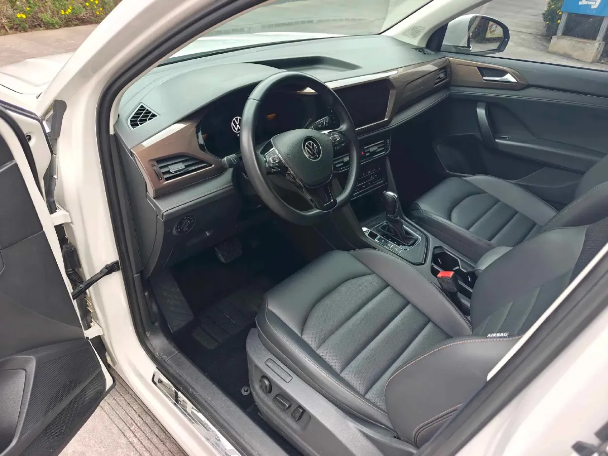 2021 Volkswagen Tharu 1.4T 150HP L4 7DCT,autocango,china used car exporter,china ev exporter,chinese used car exporter,chinese used ev exporter