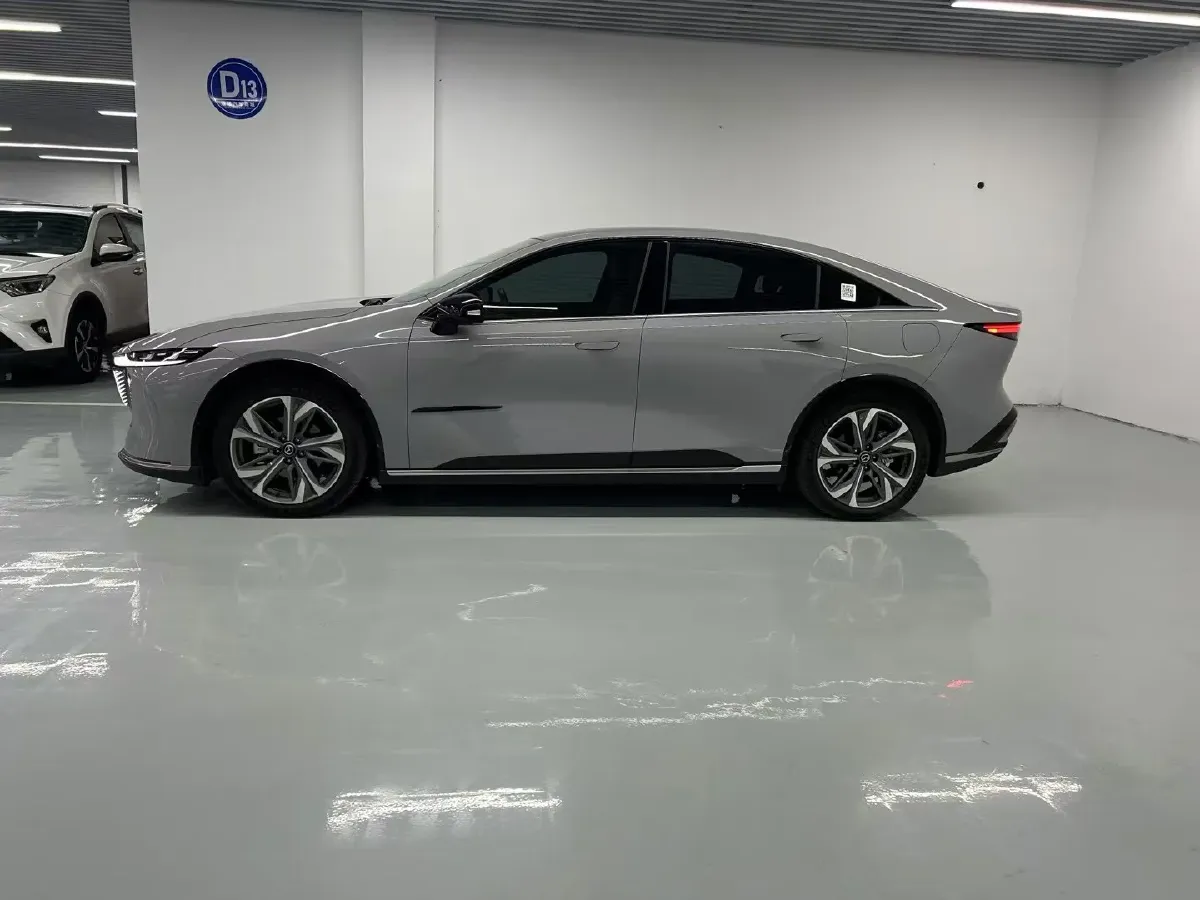 2024 Mazda EZ-6 REEV 95HP REEV 28.4KWH,autocango,china used car exporter,china ev exporter,chinese used car exporter,chinese used ev exporter
