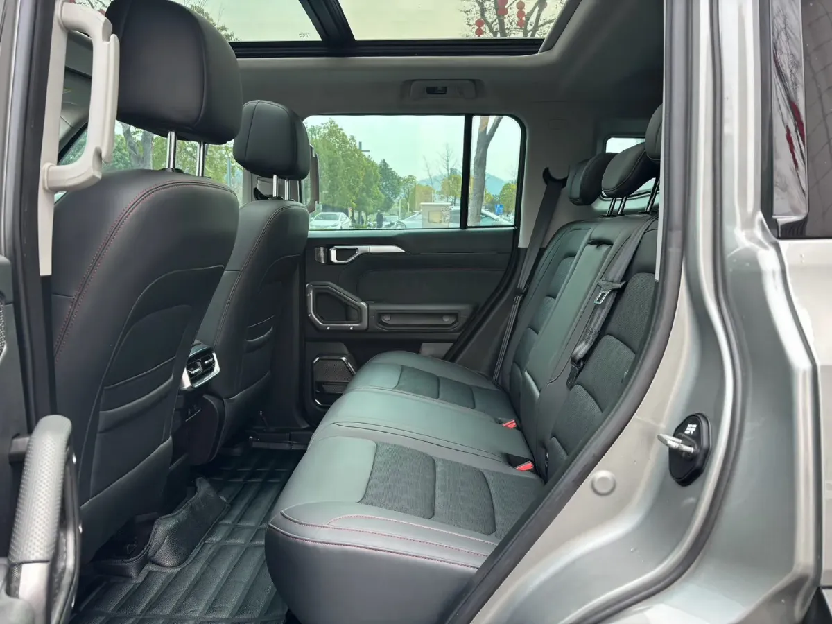 2023 Jetour Traveller 1.5T 184HP L4 7DCT,autocango,china used car exporter,china ev exporter,chinese used car exporter,chinese used ev exporter