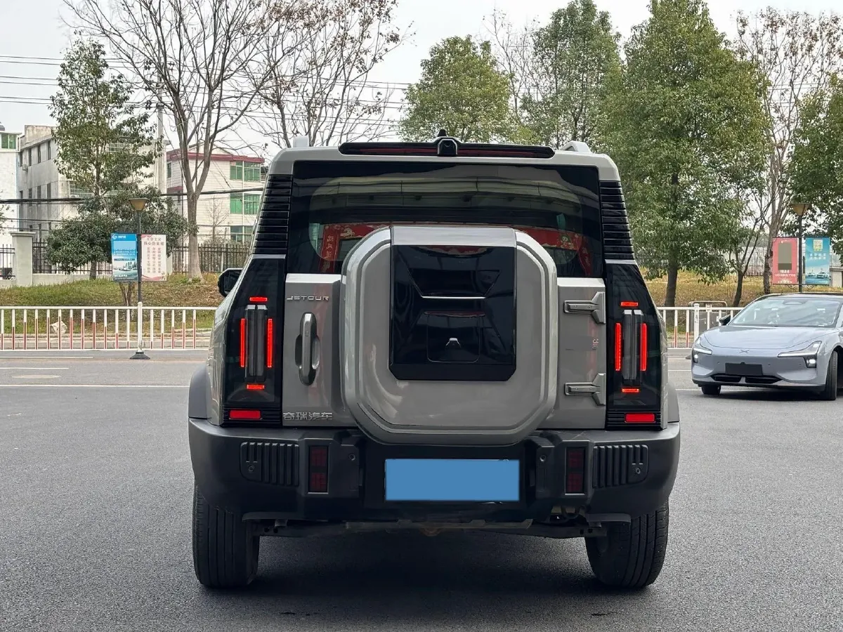 2023 Jetour Traveller 1.5T 184HP L4 7DCT,autocango,china used car exporter,china ev exporter,chinese used car exporter,chinese used ev exporter