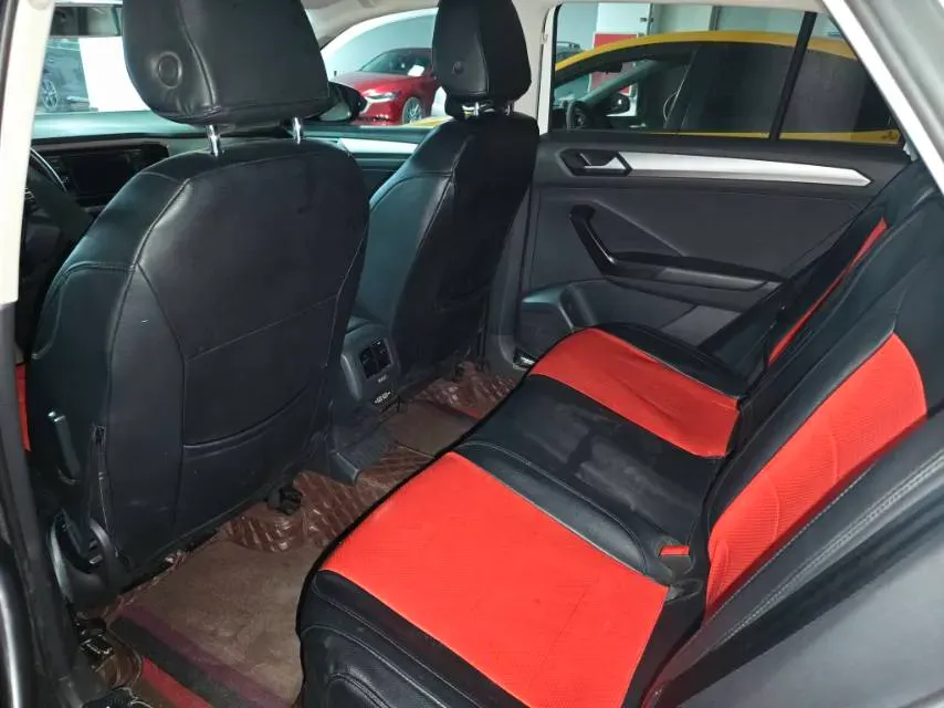 2019 Volkswagen T-Roc 1.4T 131HP L4 7DCT,autocango,china used car exporter,china ev exporter,chinese used car exporter,chinese used ev exporter