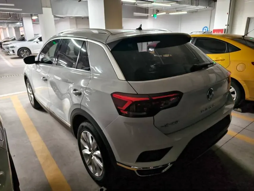 2019 Volkswagen T-Roc 1.4T 131HP L4 7DCT,autocango,china used car exporter,china ev exporter,chinese used car exporter,chinese used ev exporter