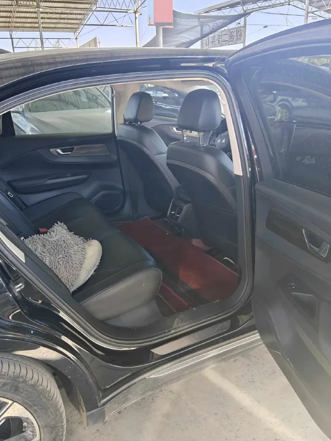 2022 HongQi E-QM5 BEV 54KWH,autocango,china used car exporter,china ev exporter,chinese used car exporter,chinese used ev exporter