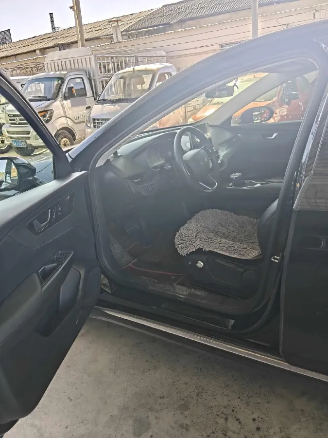 2022 HongQi E-QM5 BEV 54KWH,autocango,china used car exporter,china ev exporter,chinese used car exporter,chinese used ev exporter