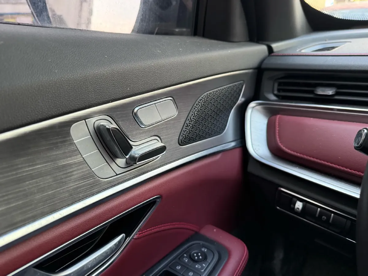 2021 Jetour X70 Plus 1.5T 156HP L4 6DCT,autocango,china used car exporter,china ev exporter,chinese used car exporter,chinese used ev exporter