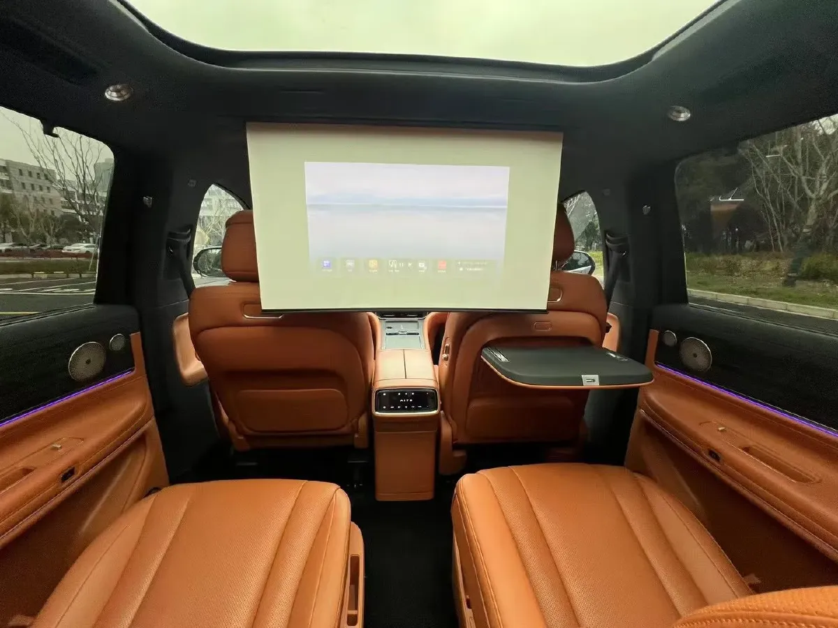 2024 AITO AITO M9 1.5T 152HP L4 REEV 42KWH,autocango,china used car exporter,china ev exporter,chinese used car exporter,chinese used ev exporter