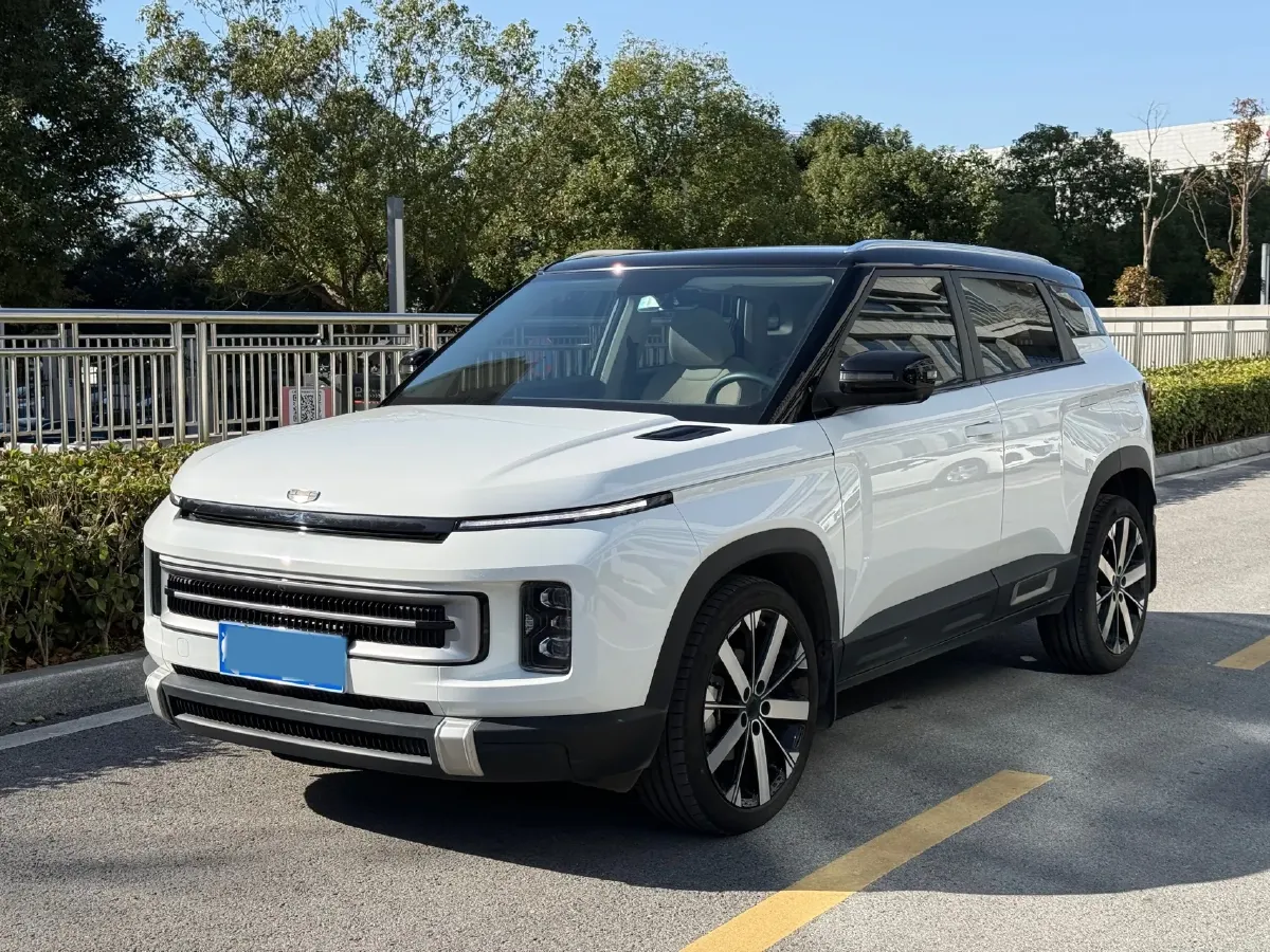 2023 Geely ICON 1.5T 181HP L4 7DCT,autocango,china used car exporter,china ev exporter,chinese used car exporter,chinese used ev exporter
