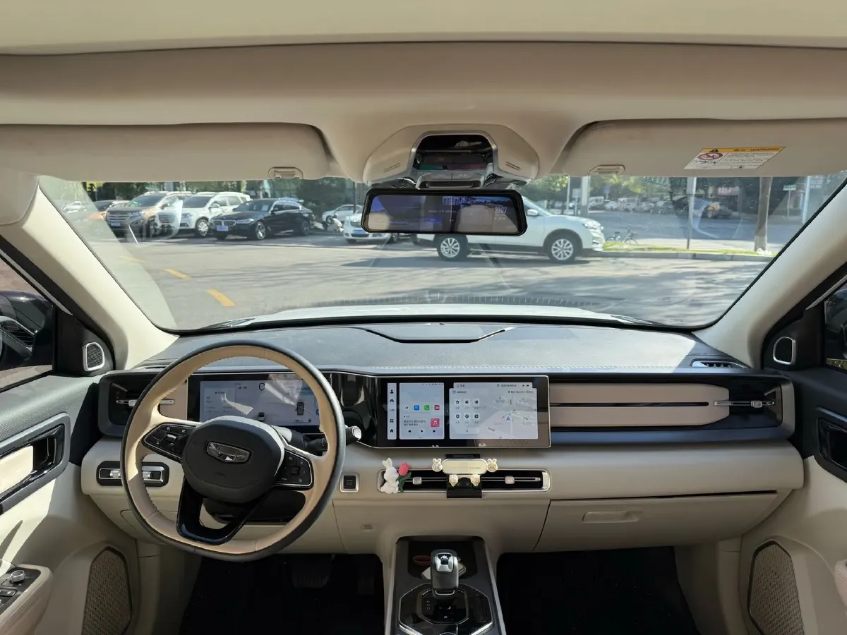 2023 Geely ICON 1.5T 181HP L4 7DCT,autocango,china used car exporter,china ev exporter,chinese used car exporter,chinese used ev exporter