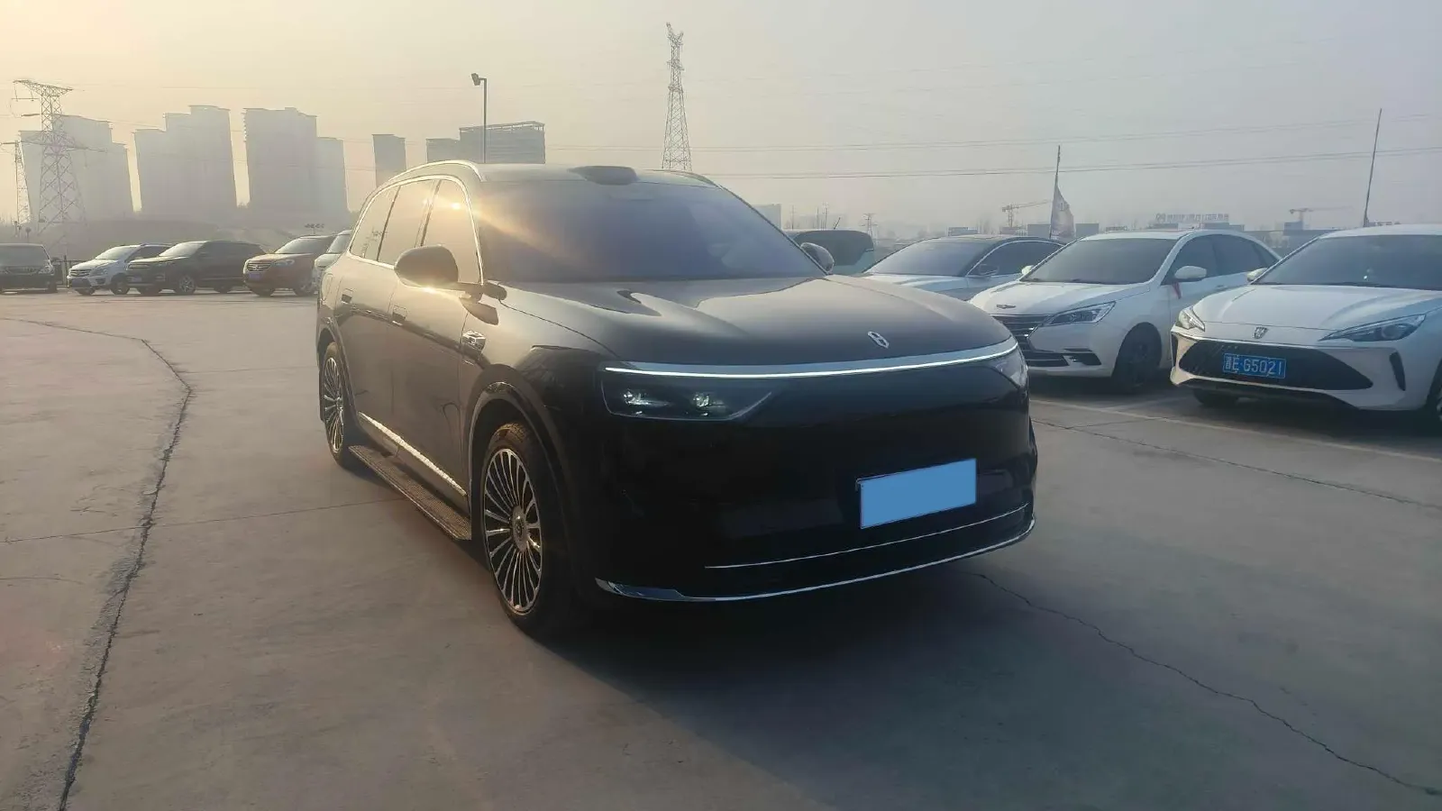 2025 AITO AITO M8 REEV 160HP REEV 53.4KWH,autocango,china used car exporter,china ev exporter,chinese used car exporter,chinese used ev exporter