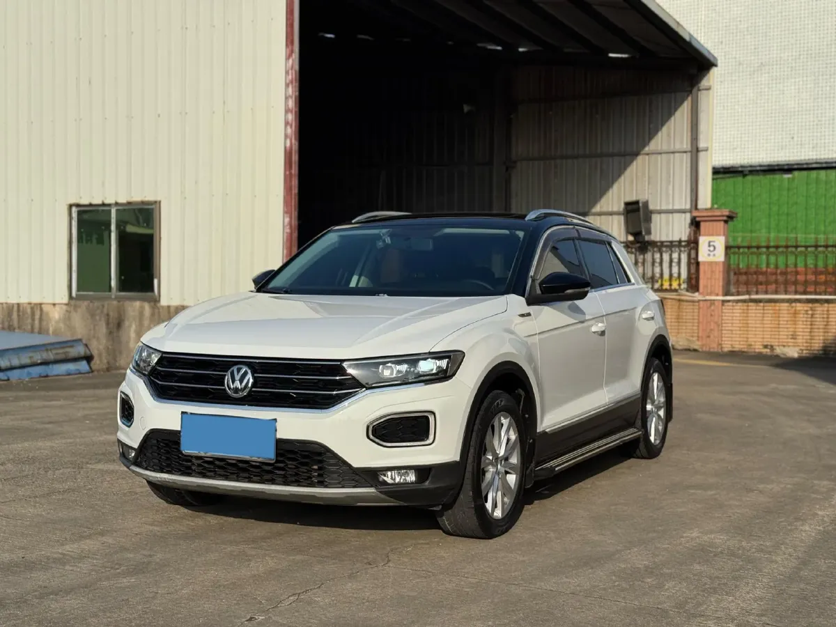 2019 Volkswagen T-Roc 1.4T 131HP L4 7DCT,autocango,china used car exporter,china ev exporter,chinese used car exporter,chinese used ev exporter