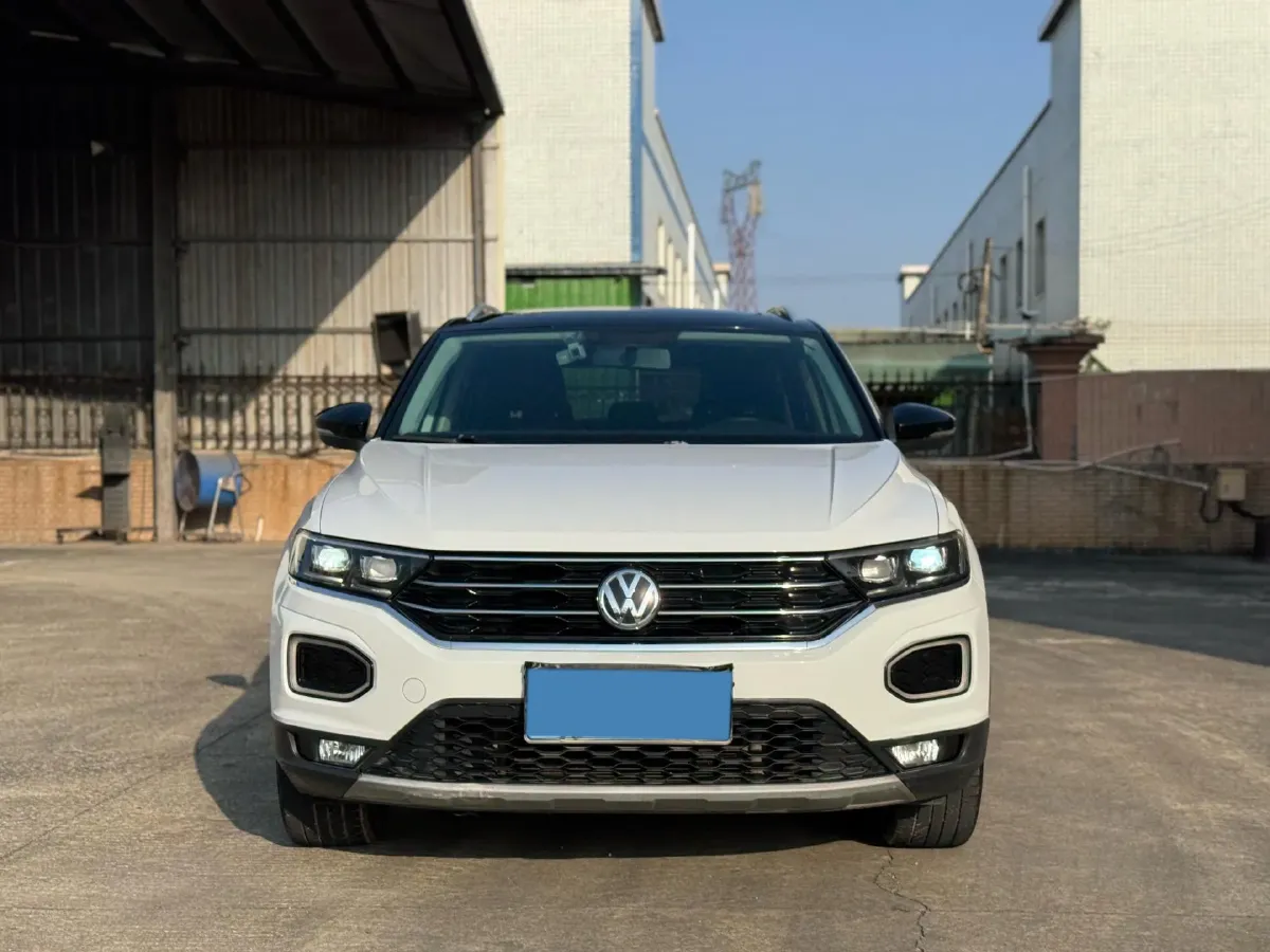 2019 Volkswagen T-Roc 1.4T 131HP L4 7DCT,autocango,china used car exporter,china ev exporter,chinese used car exporter,chinese used ev exporter