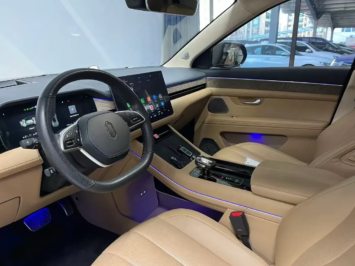 2022 Volvo S60 2.0T 197HP L4 8AT,autocango,china used car exporter,china ev exporter,chinese used car exporter,chinese used ev exporter