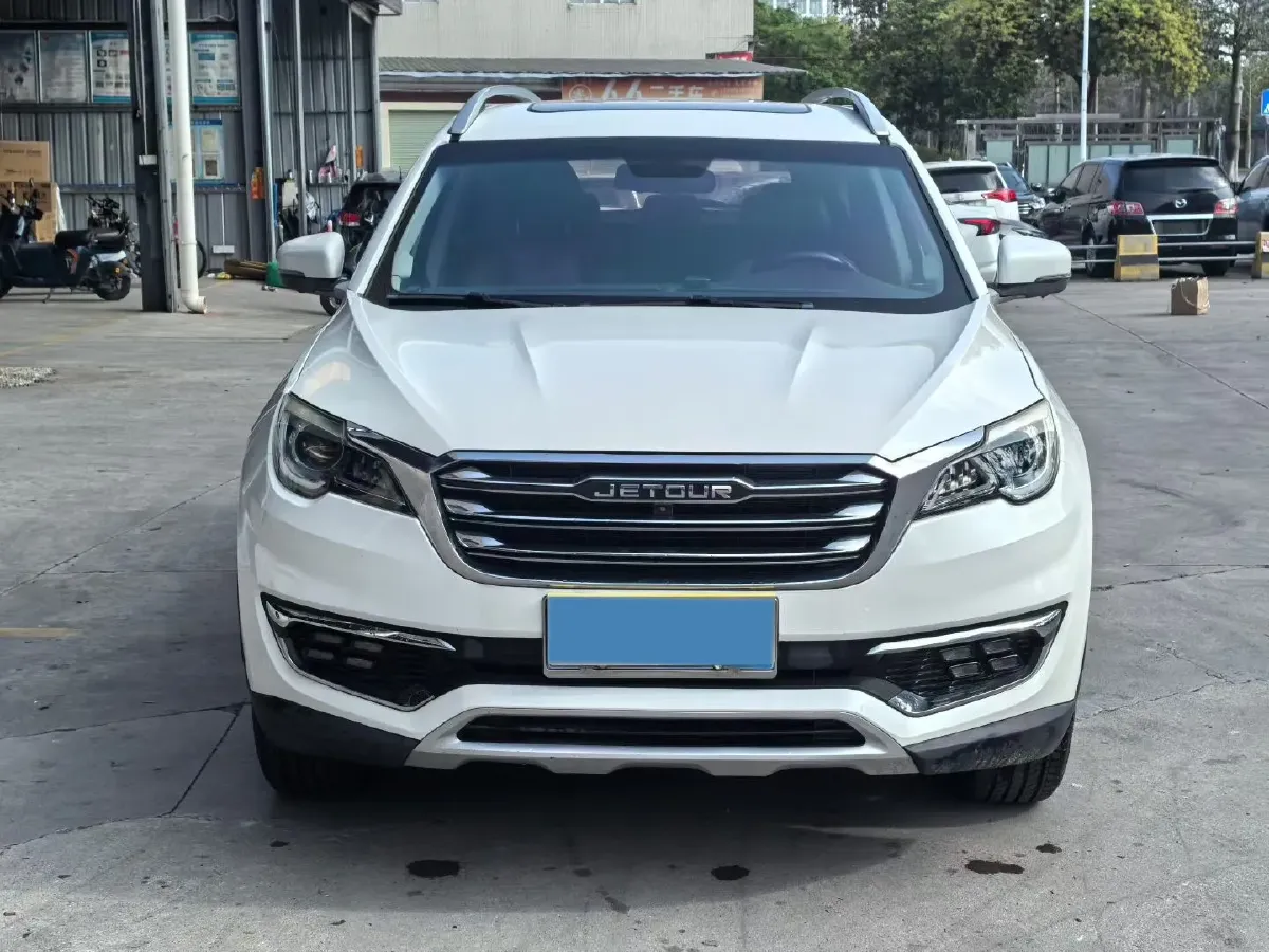 2018 Jetour X70 1.5T 147HP L4 5MT,autocango,china used car exporter,china ev exporter,chinese used car exporter,chinese used ev exporter
