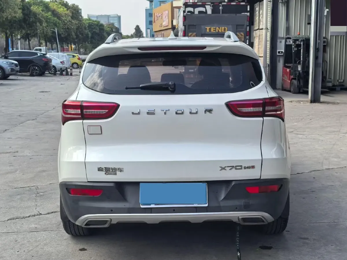 2018 Jetour X70 1.5T 147HP L4 5MT,autocango,china used car exporter,china ev exporter,chinese used car exporter,chinese used ev exporter