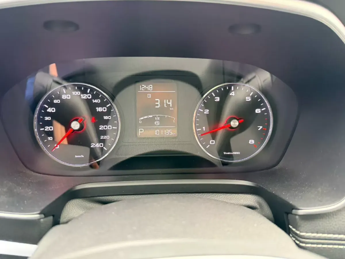 2018 Roewe RX5 1.5T 169HP L4 7DCT,autocango,china used car exporter,china ev exporter,chinese used car exporter,chinese used ev exporter