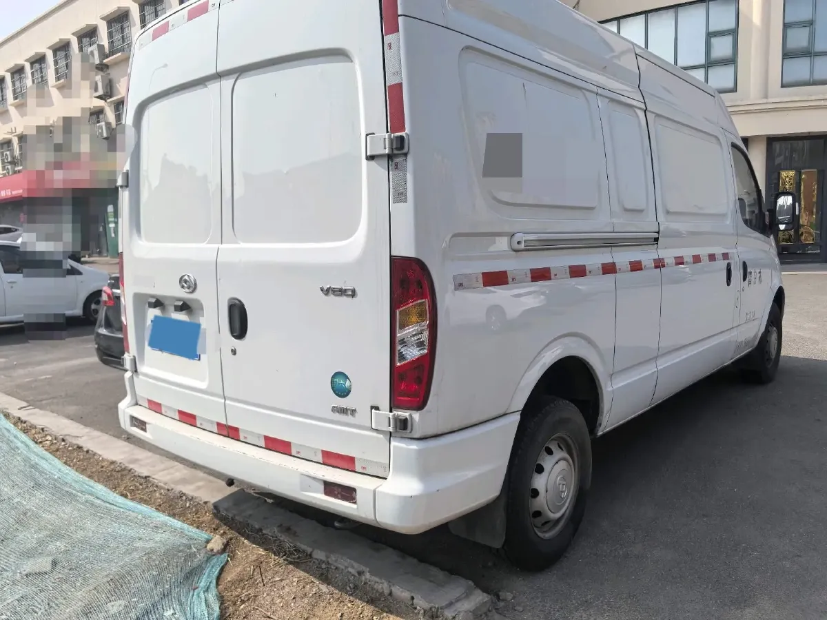 2024 MAXUS XinTu V80 2.0T 147HP L4 6SMG,autocango,china used car exporter,china ev exporter,chinese used car exporter,chinese used ev exporter