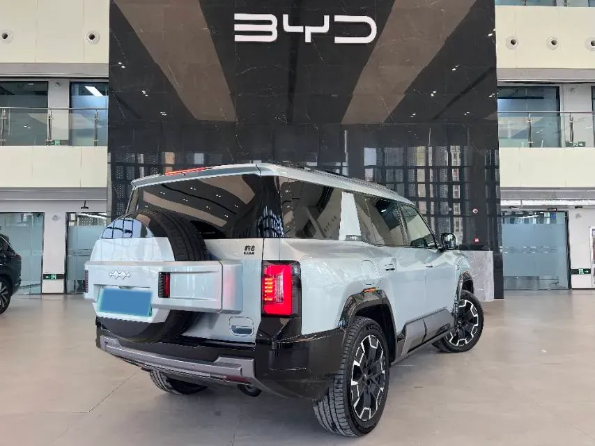 2025 FangChengBao Bao 8 2.0T 245HP L4 E-CVT PHEV 36.8KWH,autocango,china used car exporter,china ev exporter,chinese used car exporter,chinese used ev exporter
