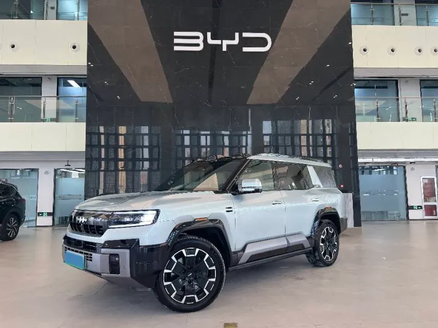 2025 FangChengBao Bao 8 2.0T 245HP L4 E-CVT PHEV 36.8KWH,autocango,china used car exporter,china ev exporter,chinese used car exporter,chinese used ev exporter