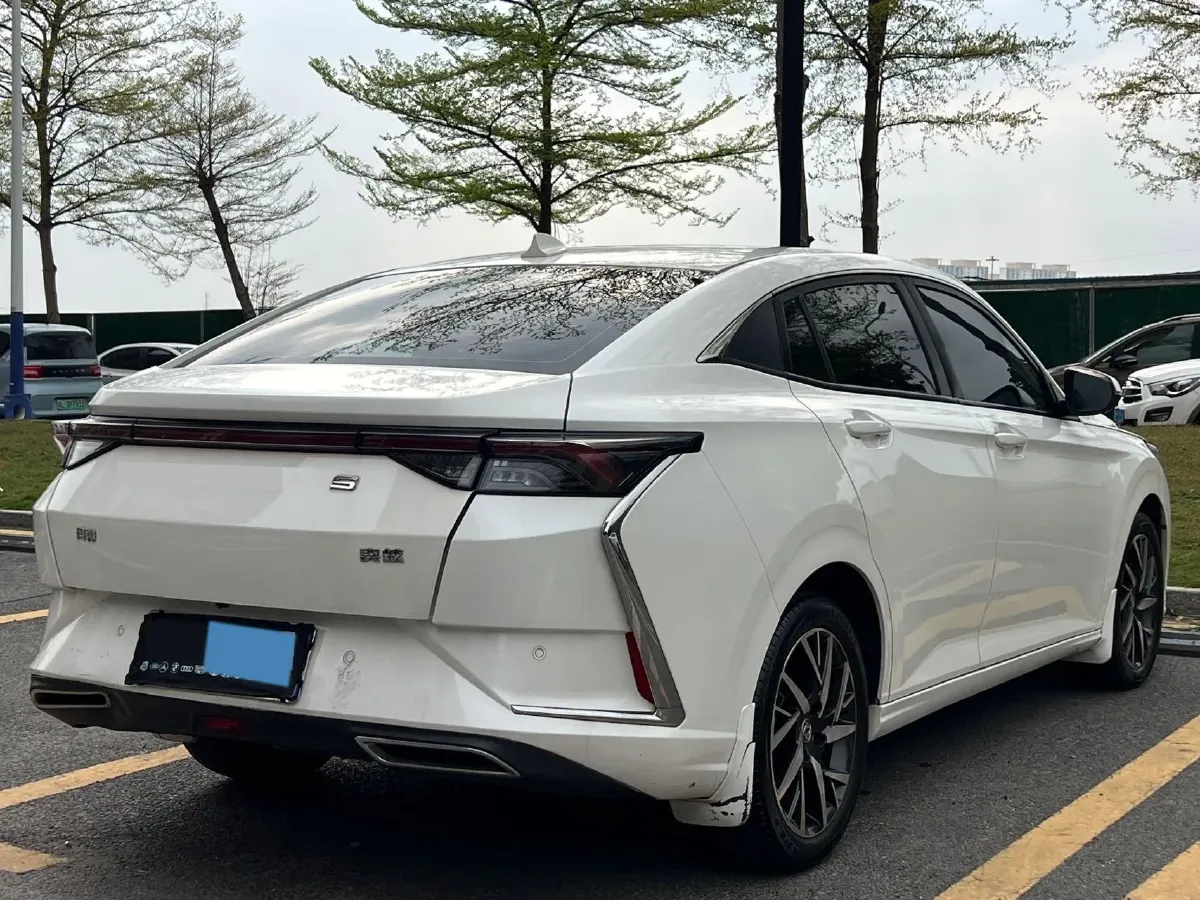 2020 DongFeng Aeolus YiXuan 1.5T 150HP L4 6DCT,autocango,china used car exporter,china ev exporter,chinese used car exporter,chinese used ev exporter