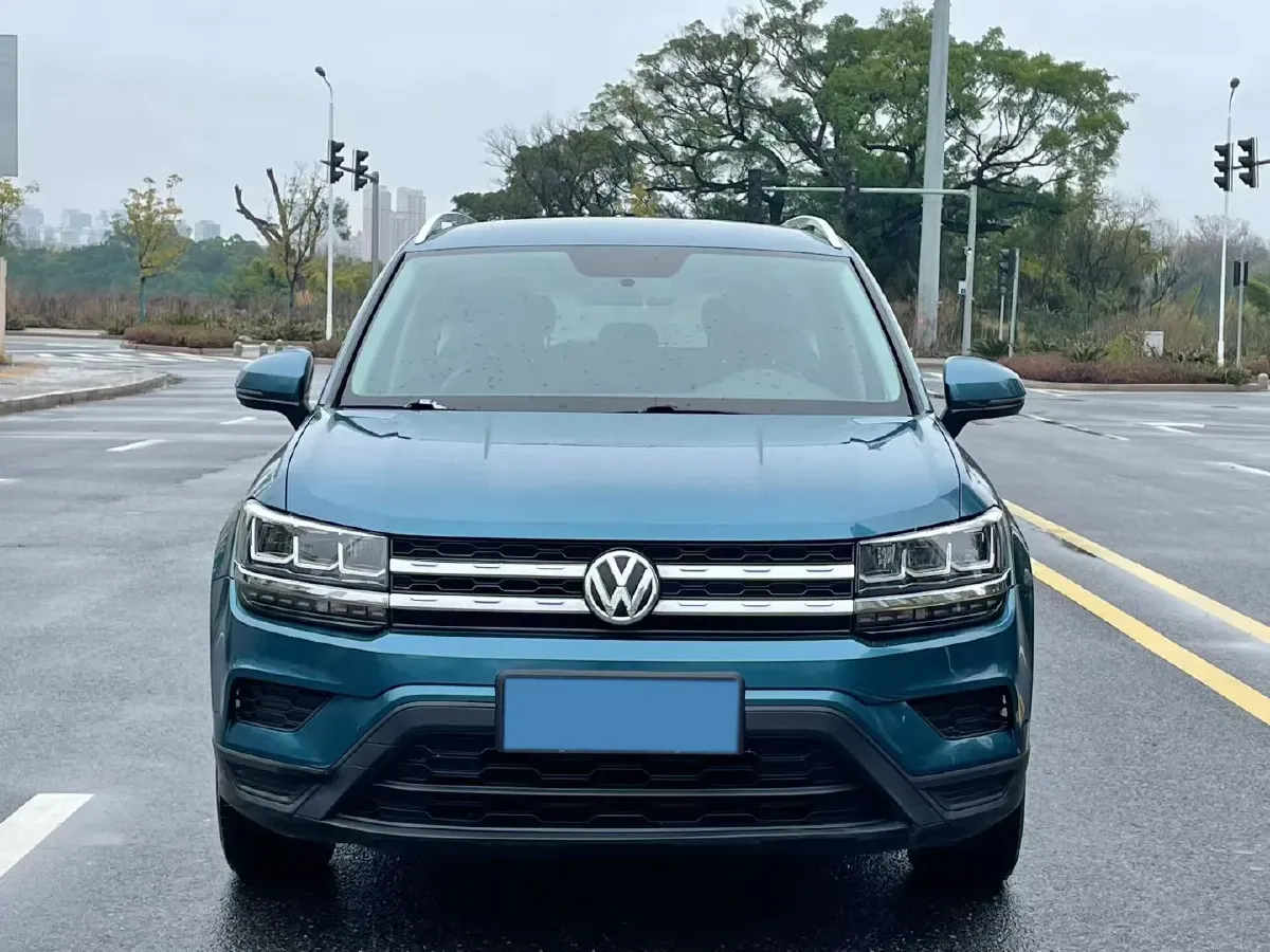 2019 Jeep Compass 1.4T 165HP L4 7DCT,autocango,china used car exporter,china ev exporter,chinese used car exporter,chinese used ev exporter