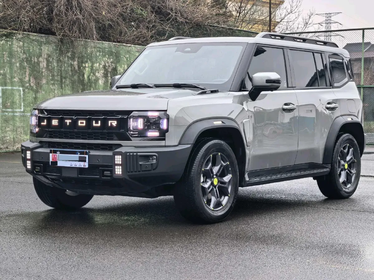 2023 Jetour Traveller 2.0T 254HP L4 7DCT,autocango,china used car exporter,china ev exporter,chinese used car exporter,chinese used ev exporter